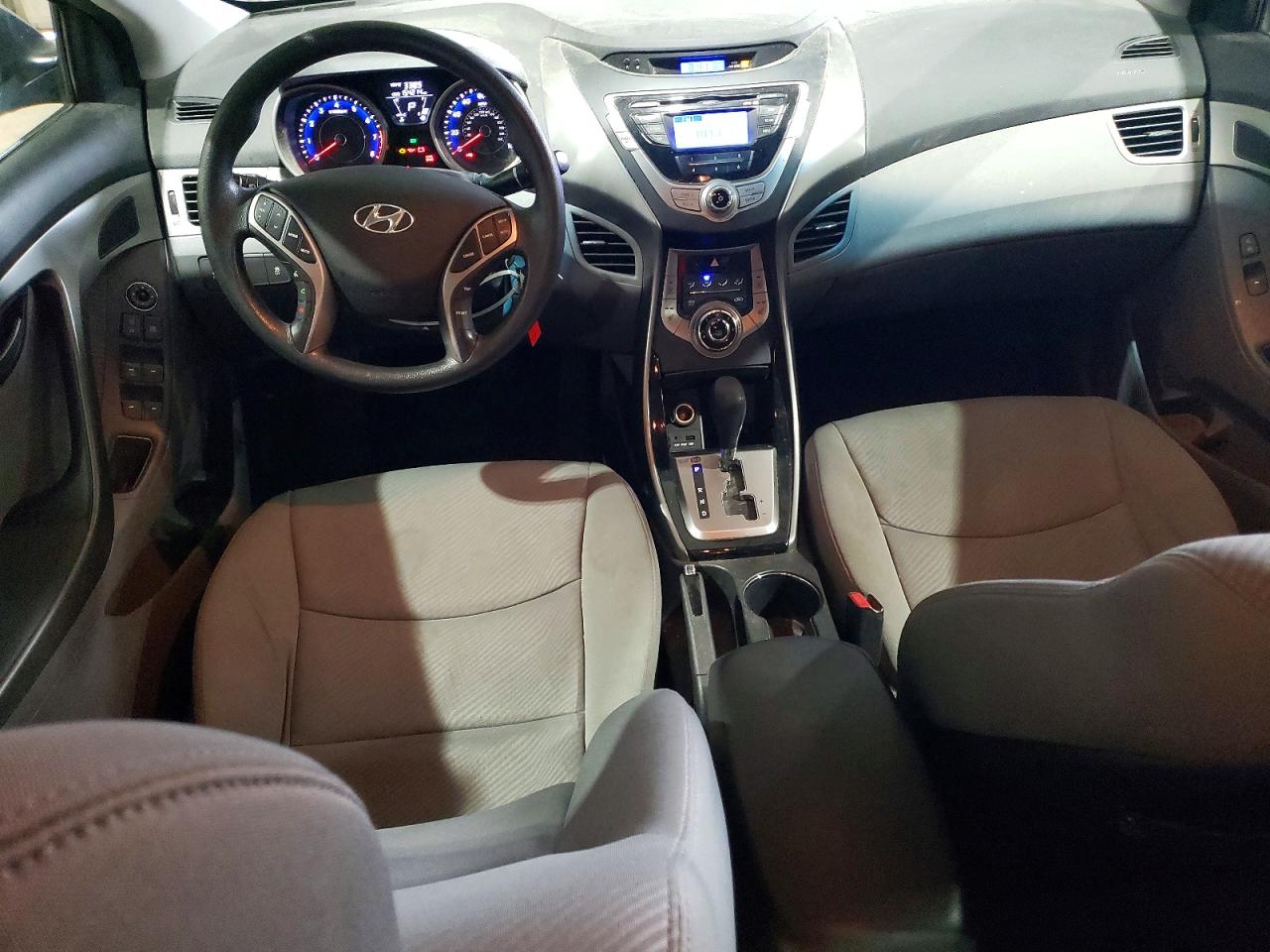 2013 HYUNDAI ELANTRA GLS photo 8