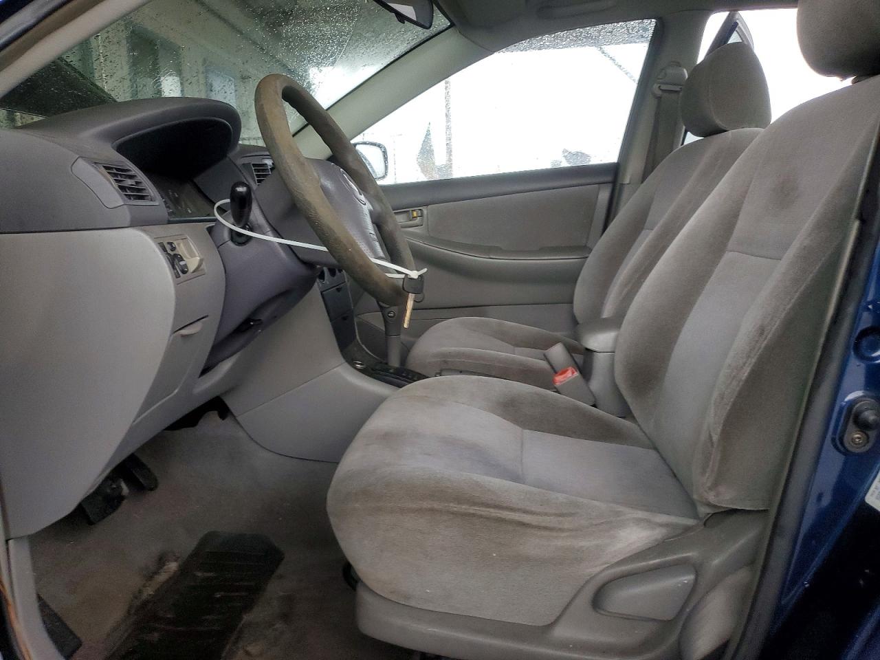 2004 TOYOTA COROLLA CE photo 7