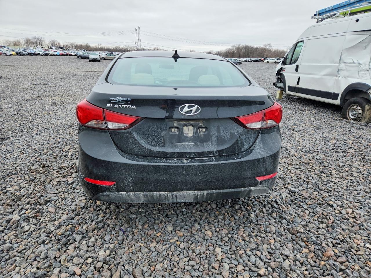 2015 HYUNDAI ELANTRA SE photo 6