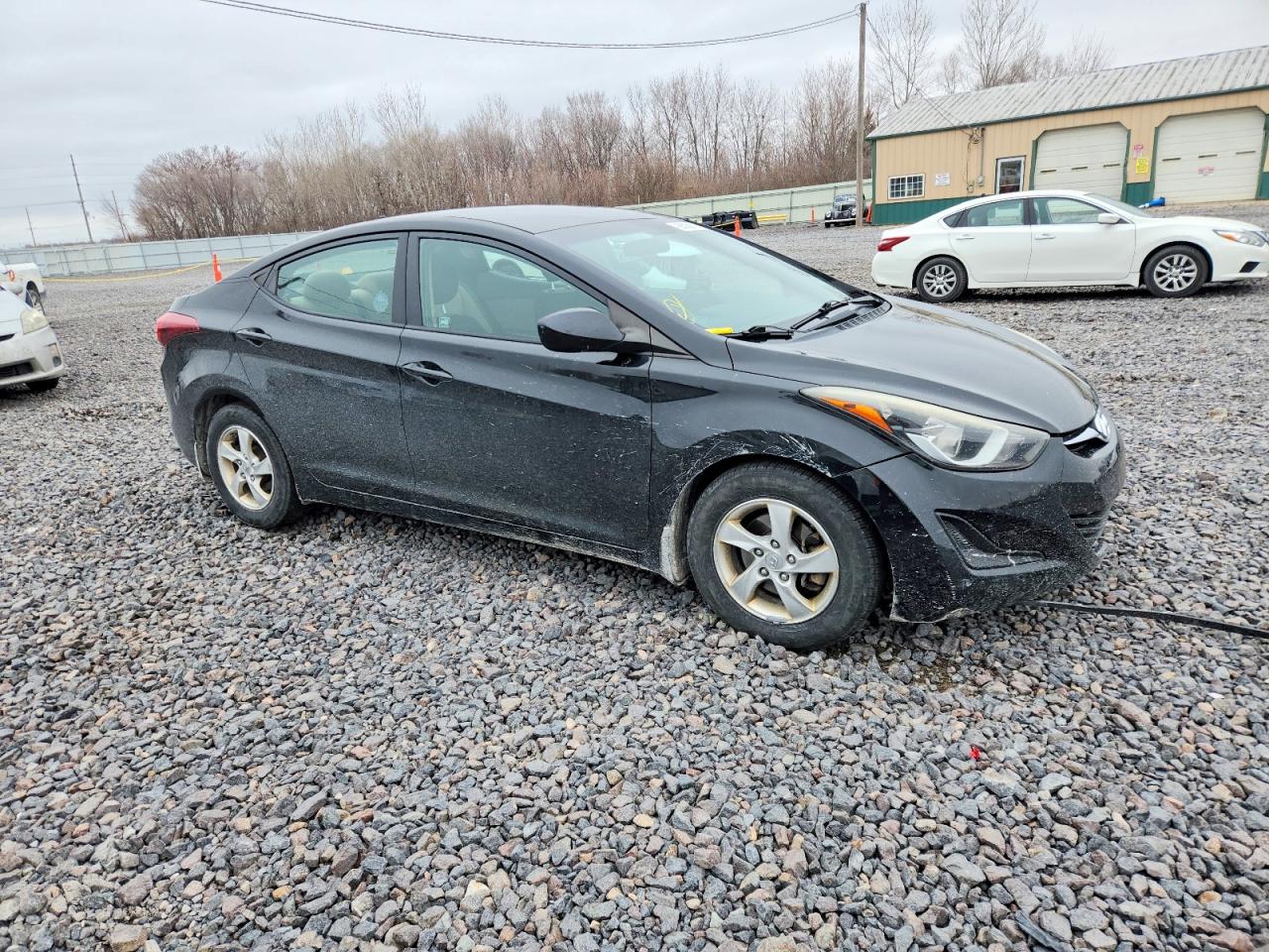 2015 HYUNDAI ELANTRA SE photo 4