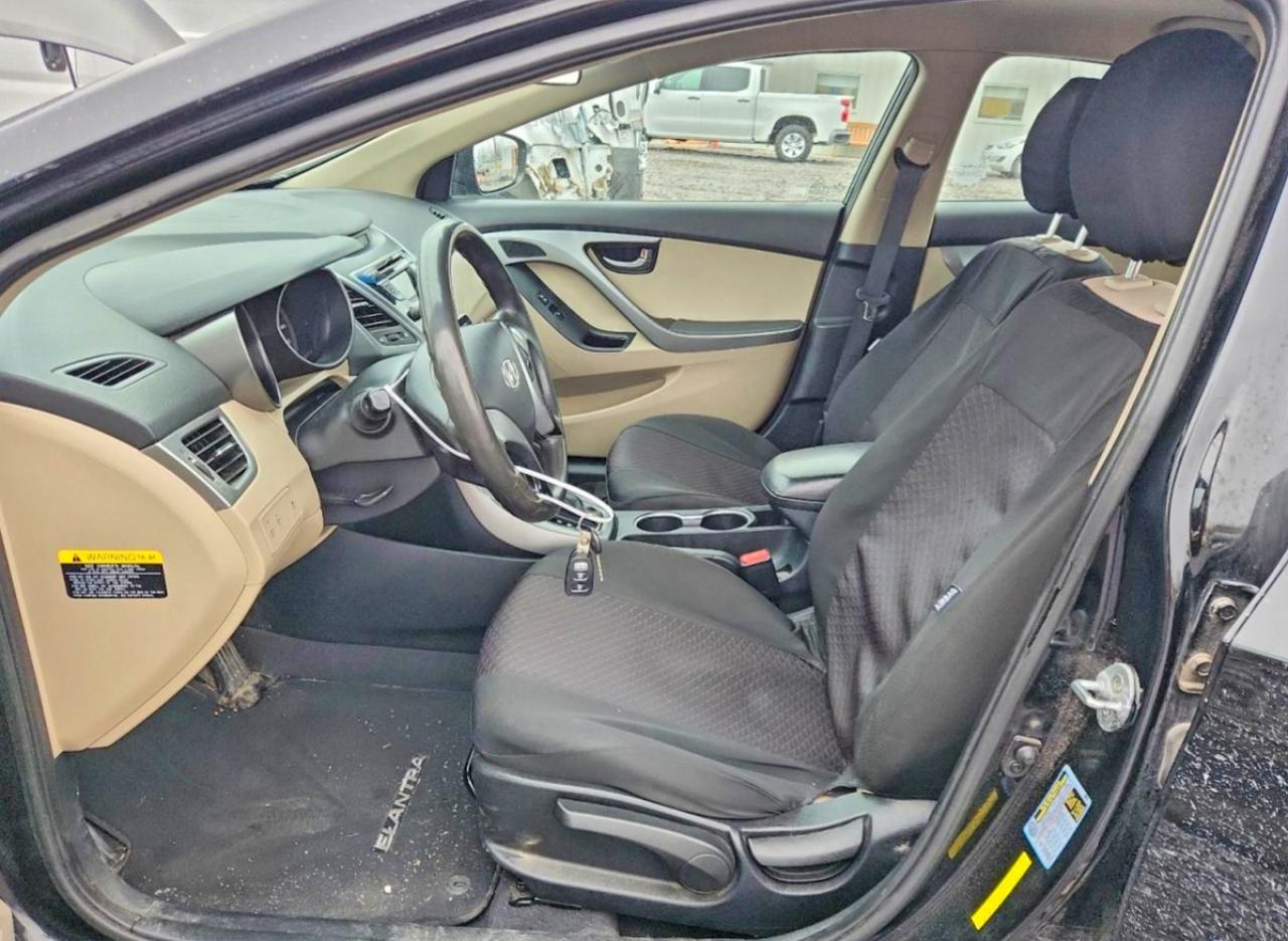 2015 HYUNDAI ELANTRA SE photo 7