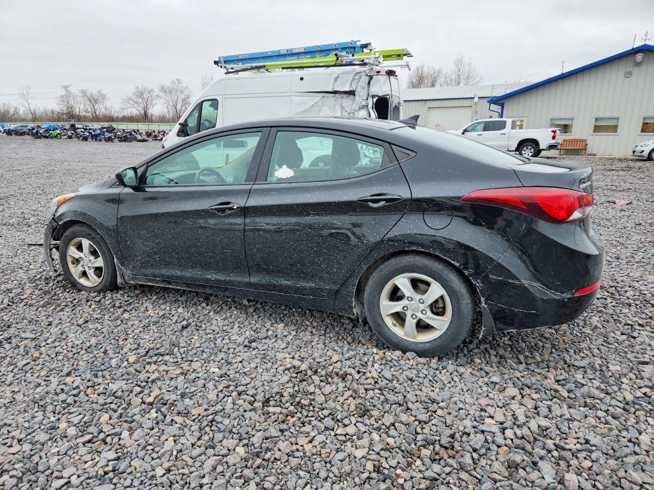 2015 HYUNDAI ELANTRA SE photo 2