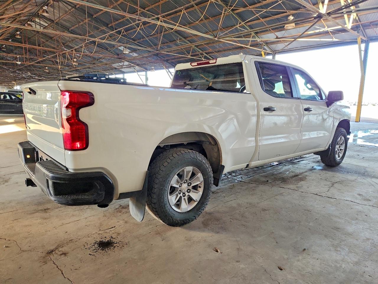 2023 CHEVROLET SILVERADO K1500 photo 5