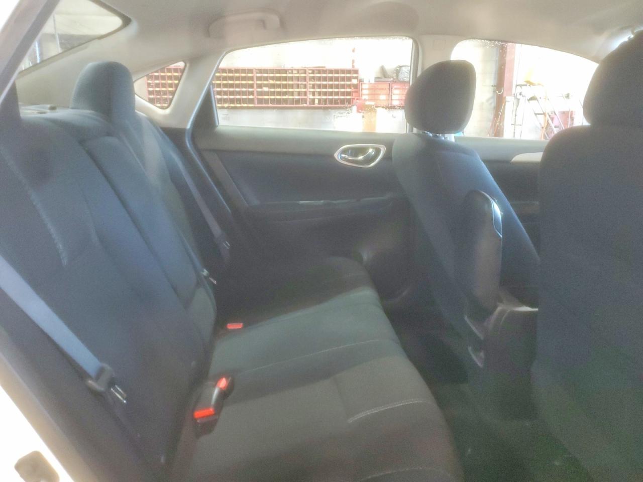 2015 NISSAN SENTRA S photo 10
