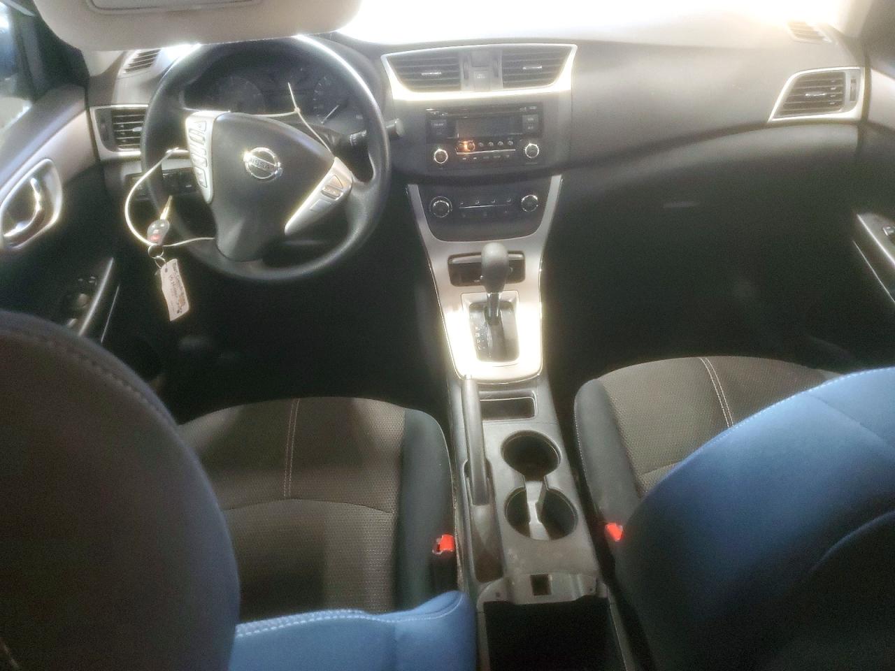 2015 NISSAN SENTRA S photo 8