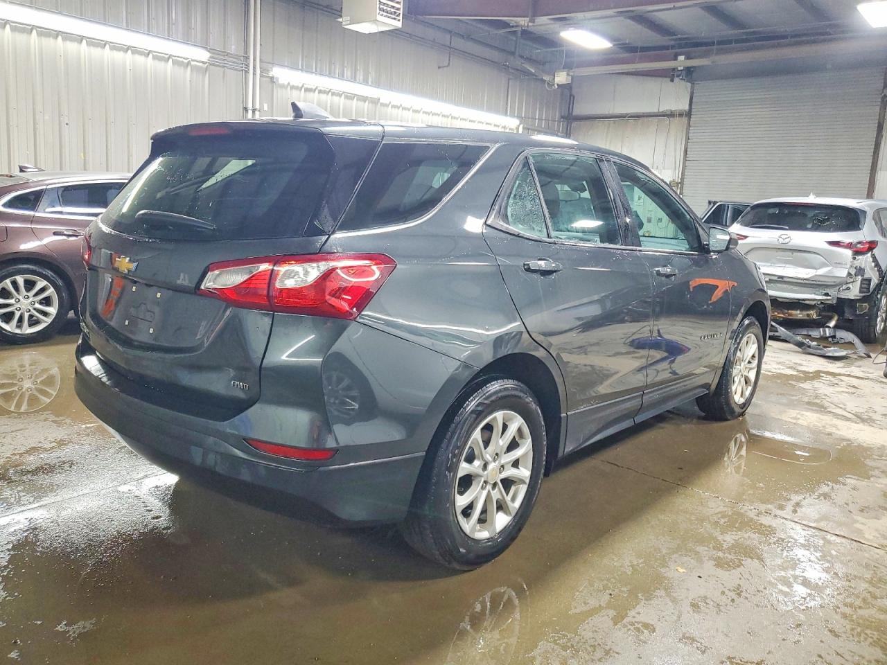 2019 CHEVROLET EQUINOX LS photo 3