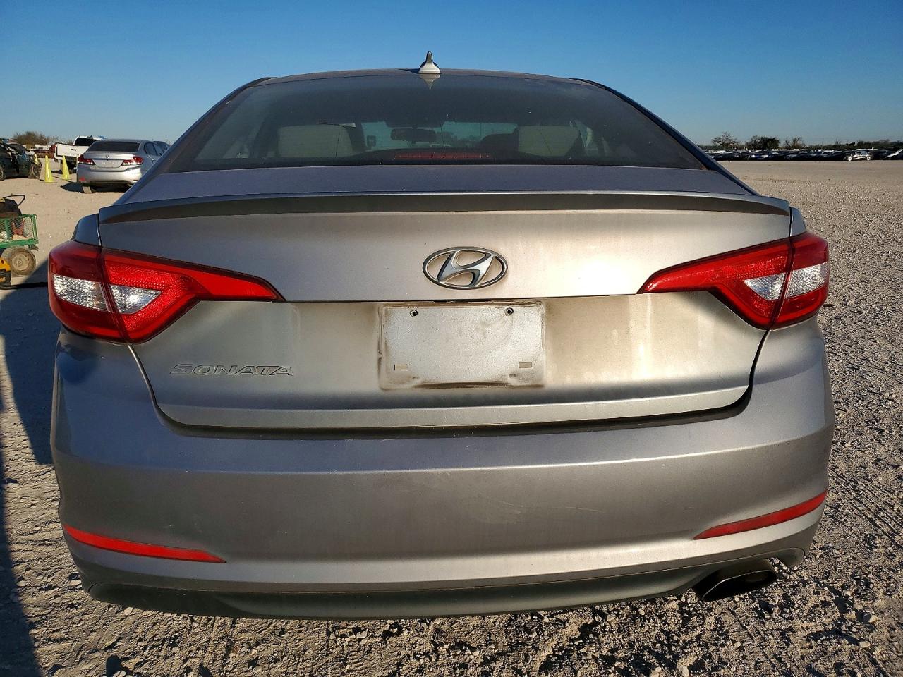 2016 HYUNDAI SONATA SE photo 11