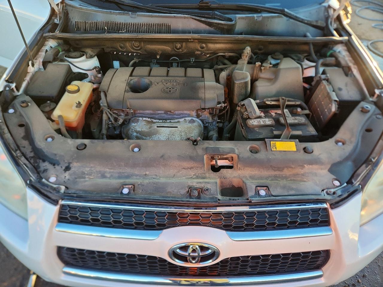 2012 TOYOTA RAV4 LIMITED photo 11
