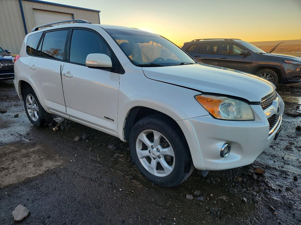 2012 TOYOTA RAV4 LIMITED photo 4