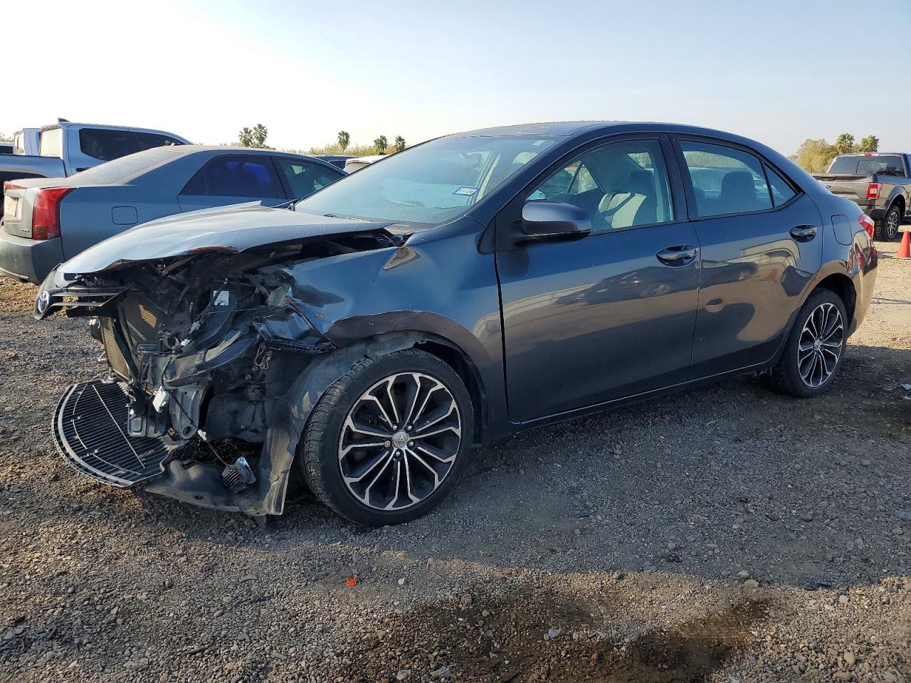 2016 TOYOTA COROLLA