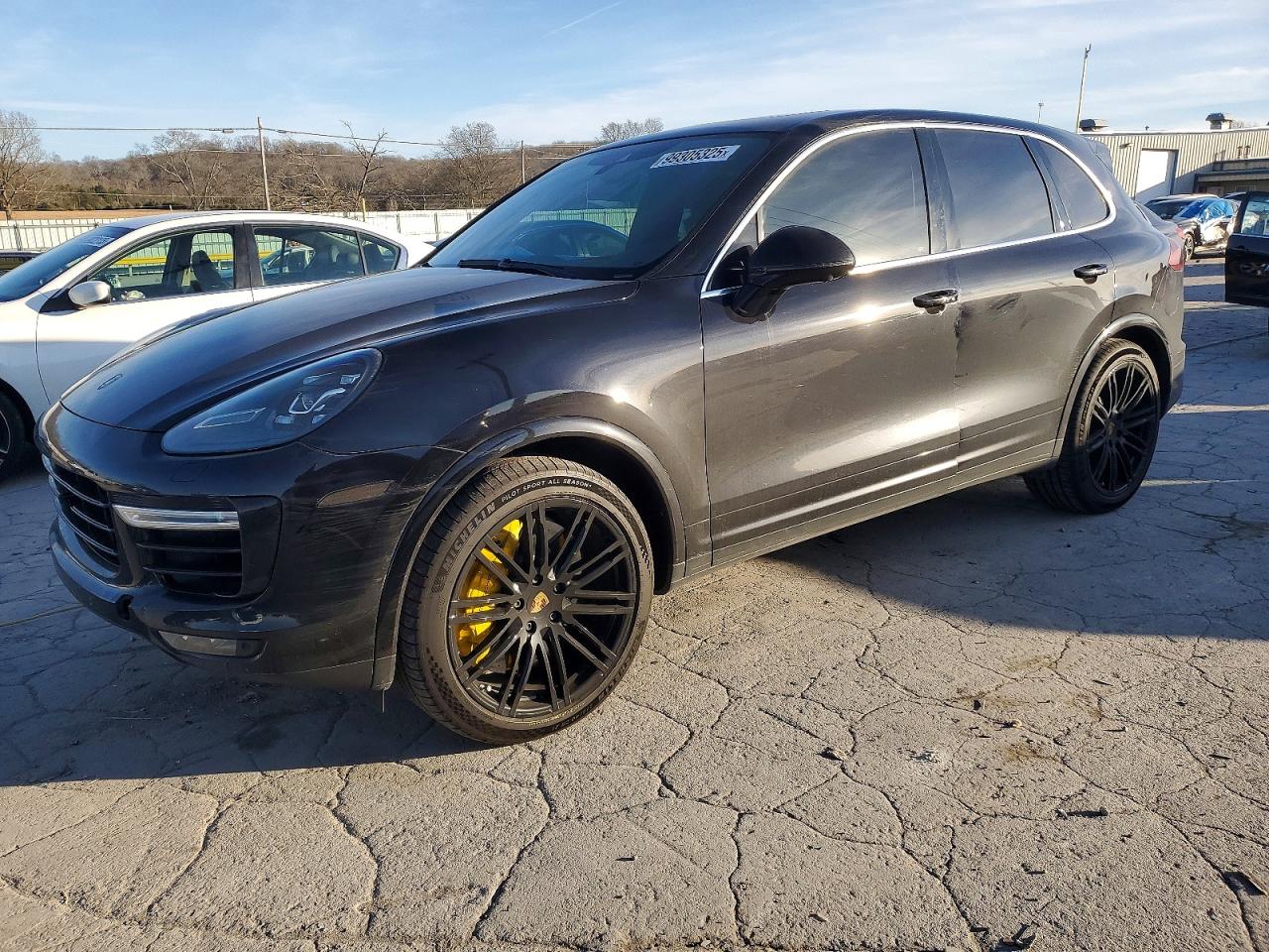 2016 PORSCHE CAYENNE
