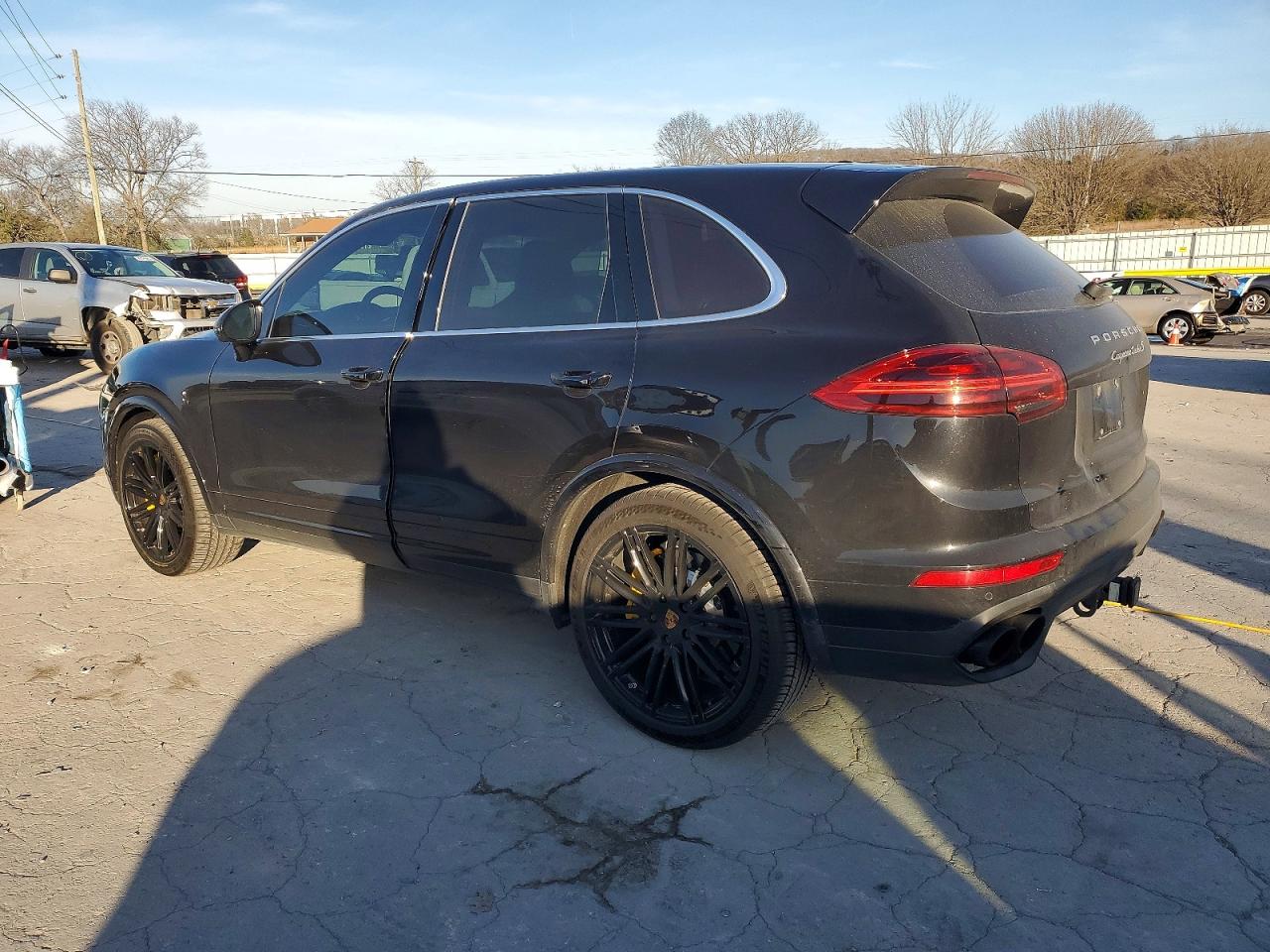 2016 PORSCHE CAYENNE TURBO photo 2