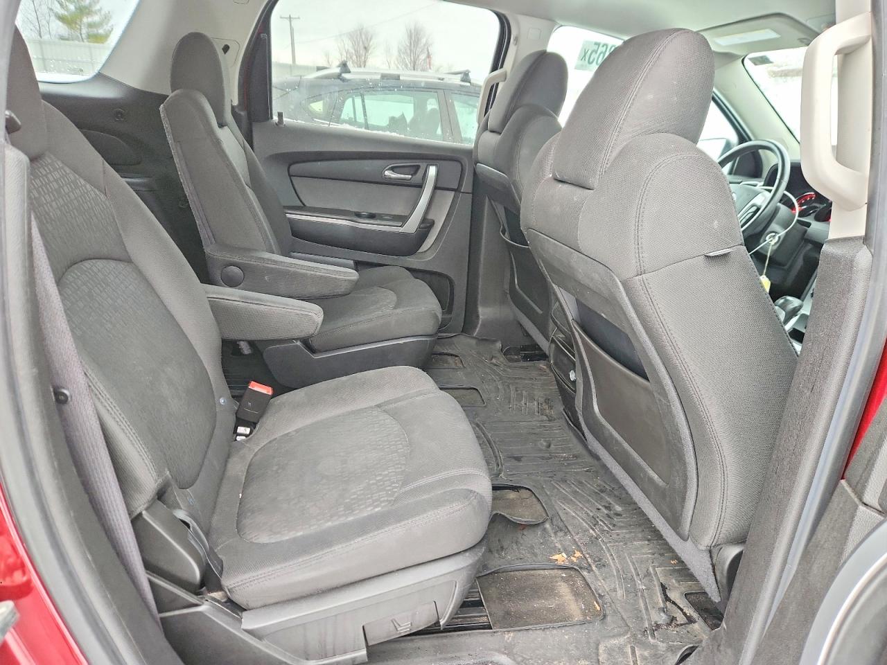 2010 GMC ACADIA SLE photo 11