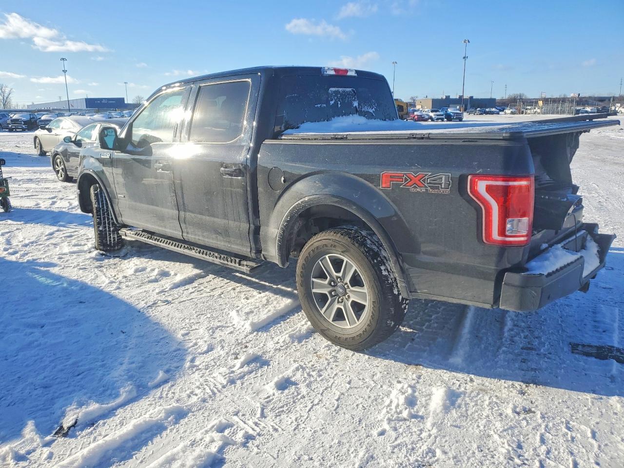 2016 FORD F150 SUPERCREW photo 2