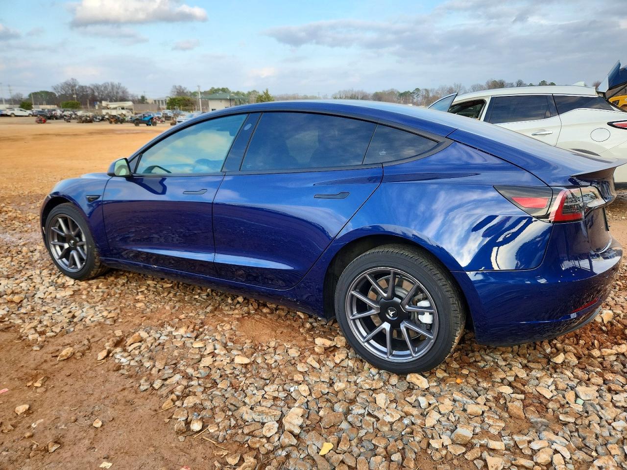 2023 TESLA MODEL 3 photo 2