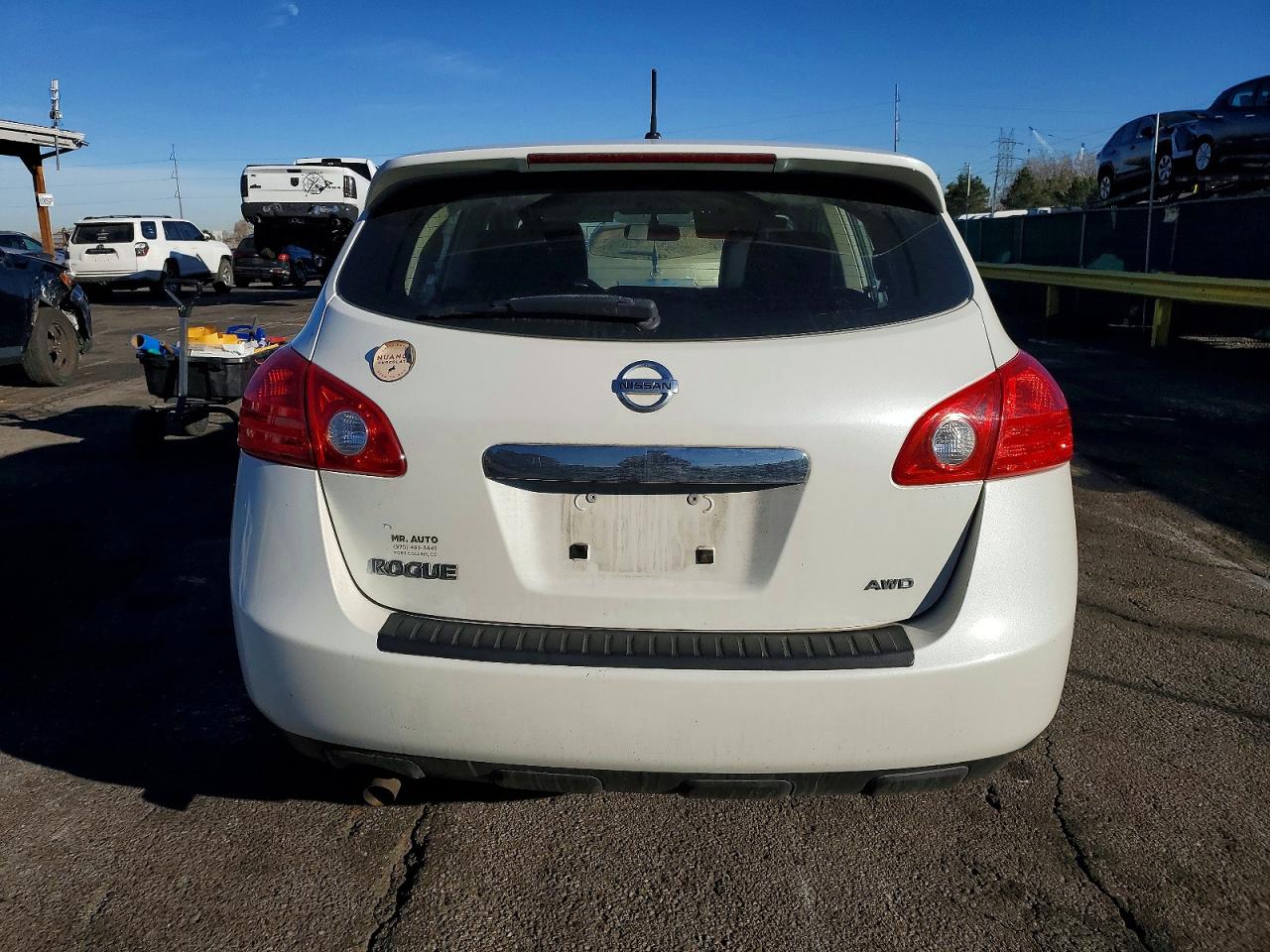 2011 NISSAN ROGUE S photo 6