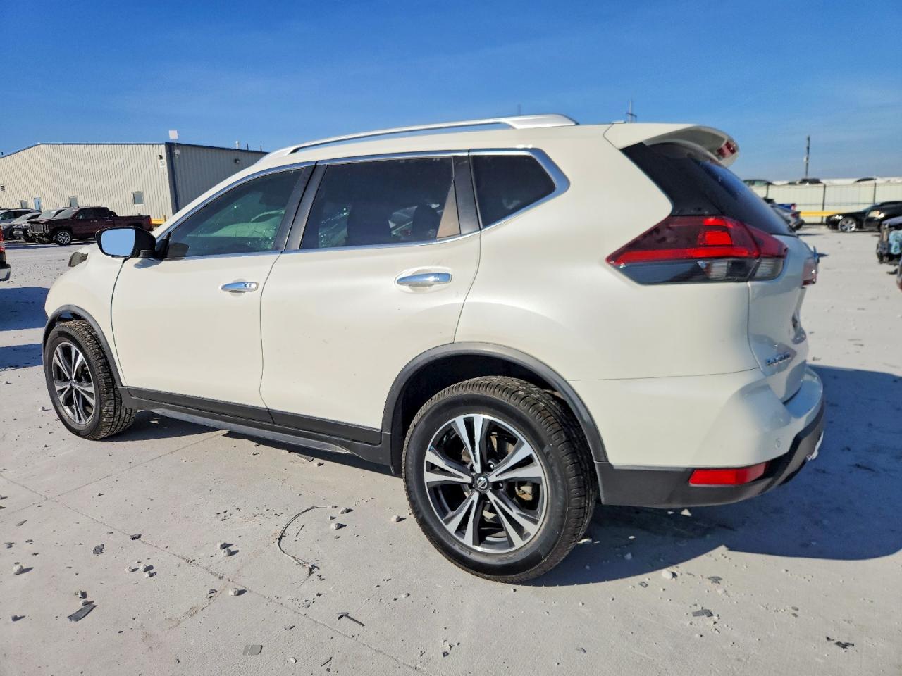 2020 NISSAN ROGUE S photo 2