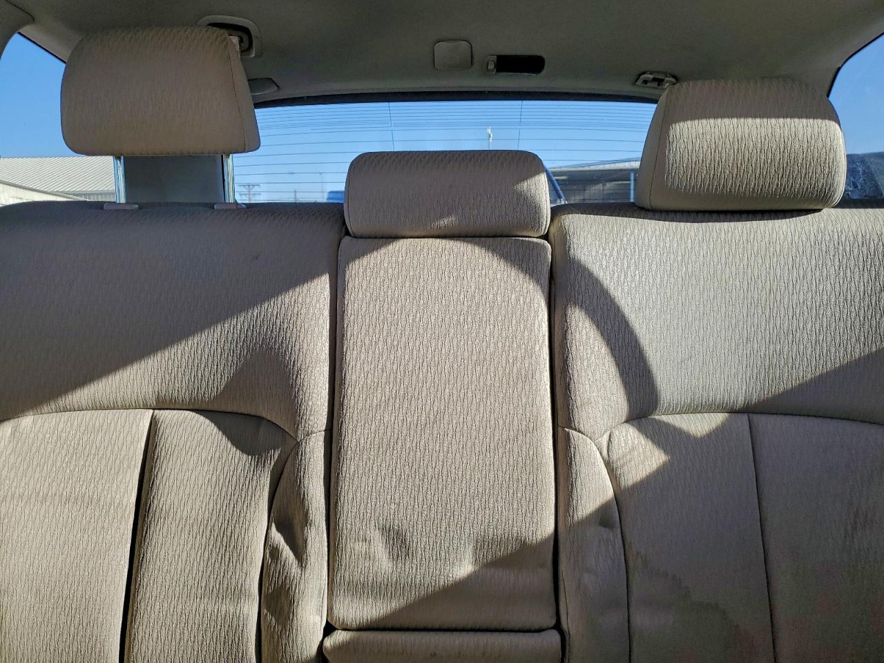 2010 SUBARU OUTBACK 2.5I PREMIUM photo 10