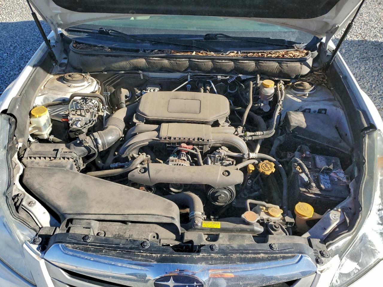 2010 SUBARU OUTBACK 2.5I PREMIUM photo 12