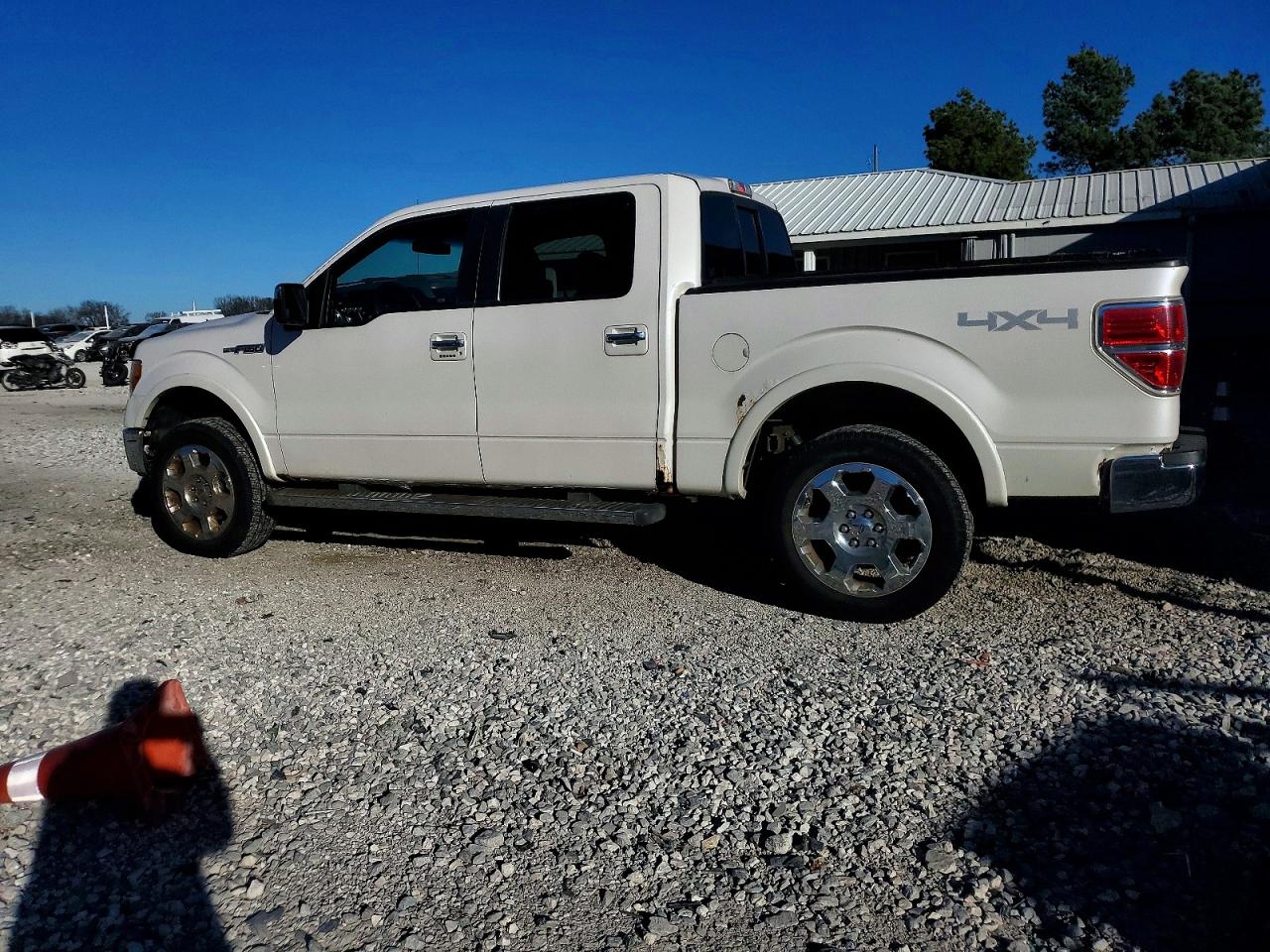 2010 FORD F150 SUPERCREW photo 2