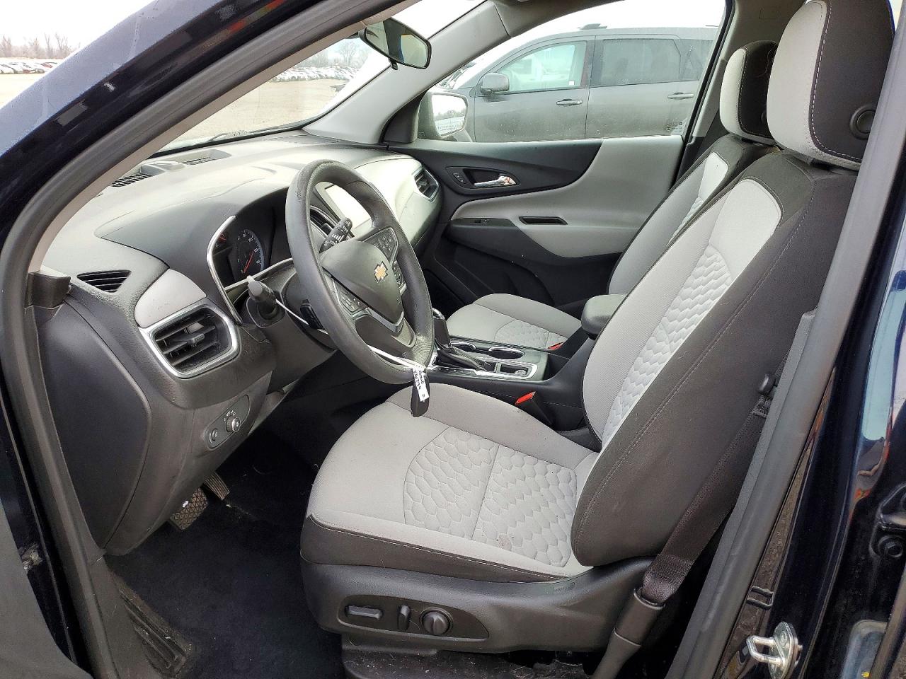 2020 CHEVROLET EQUINOX LS photo 7