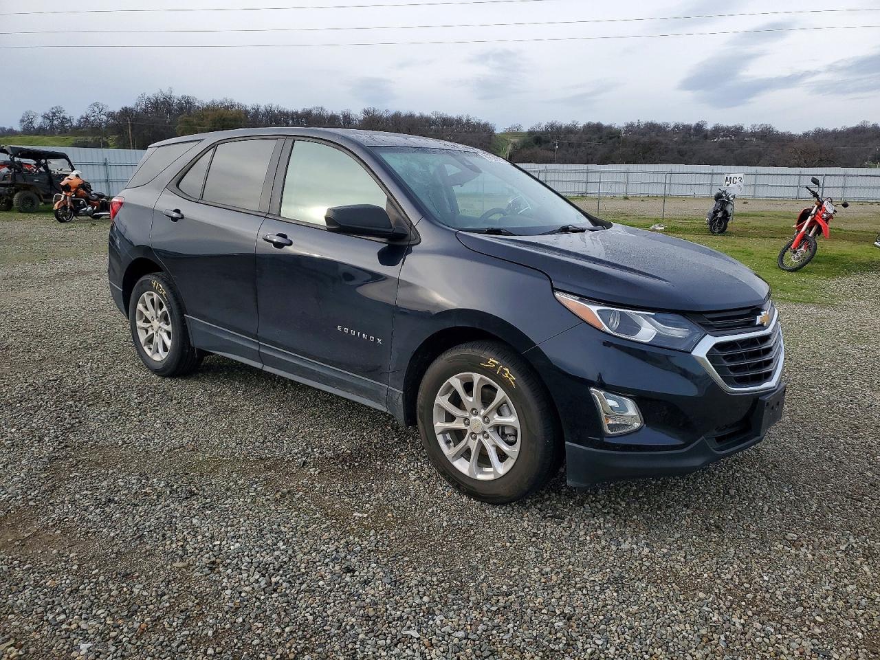 2020 CHEVROLET EQUINOX LS photo 4