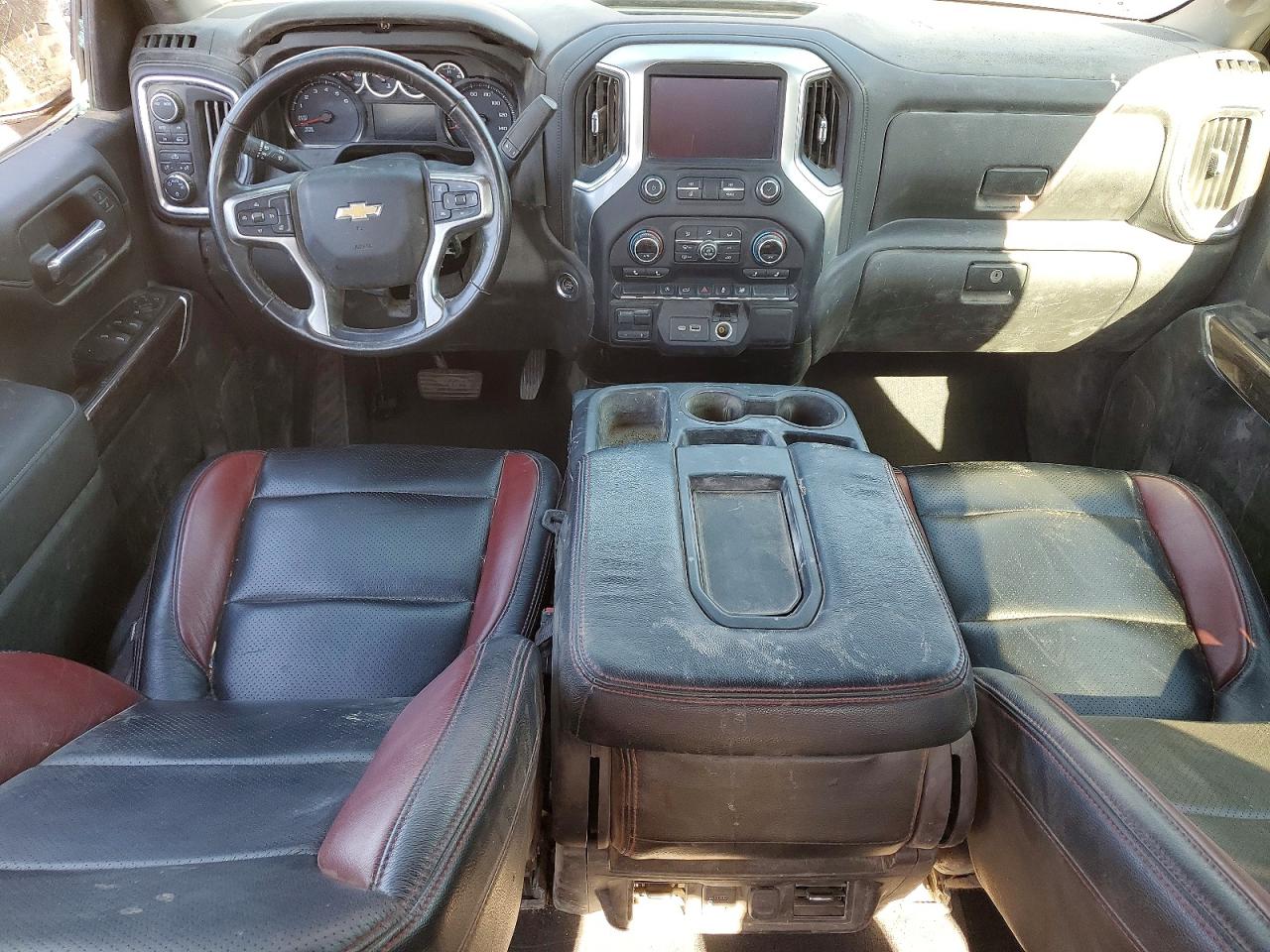 2020 CHEVROLET SILVERADO K1500 LT photo 8