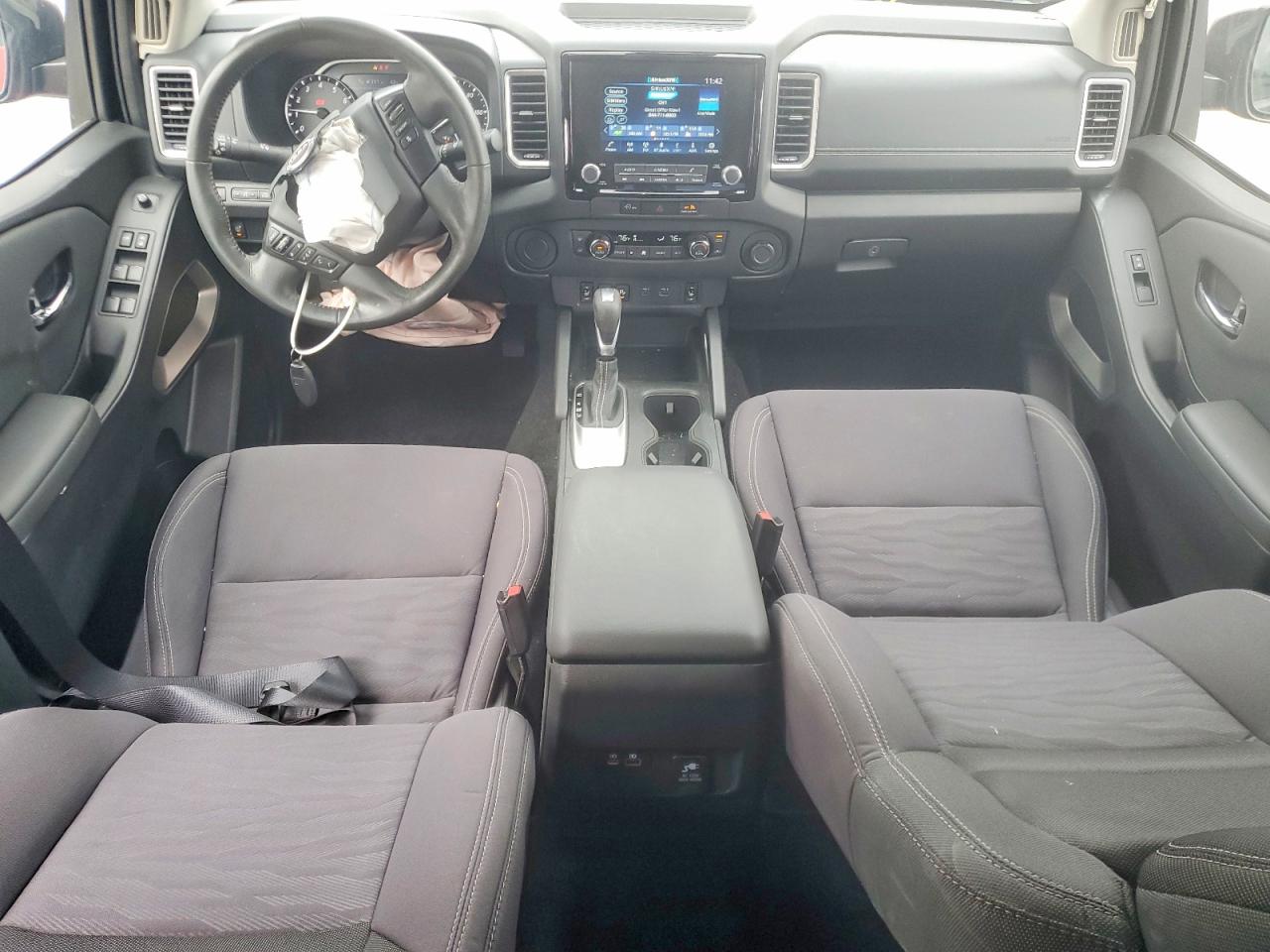 2024 NISSAN FRONTIER SV photo 29