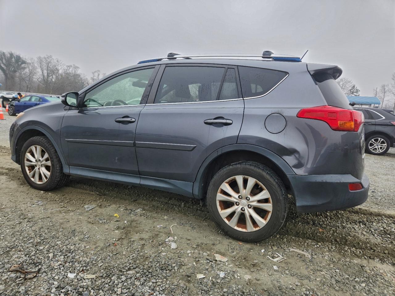 2014 TOYOTA RAV4 LIMITED photo 2