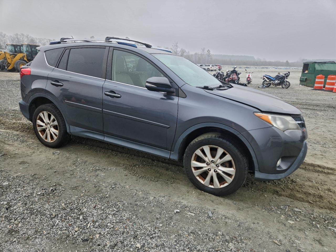 2014 TOYOTA RAV4 LIMITED photo 4