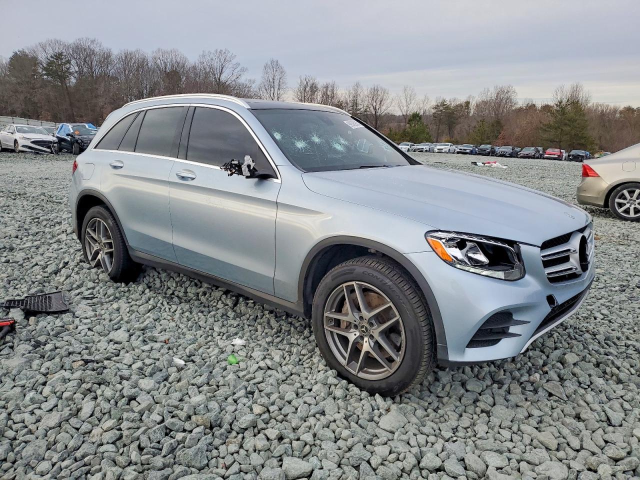 2017 MERCEDES-BENZ GLC 300 4MATIC photo 4