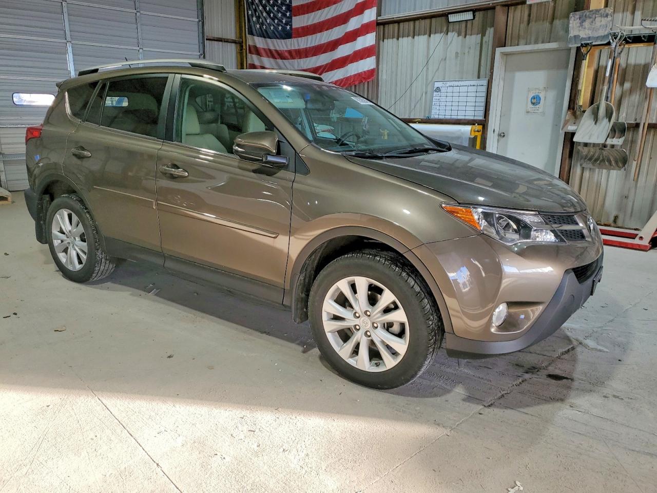 2015 TOYOTA RAV4 LIMITED photo 10