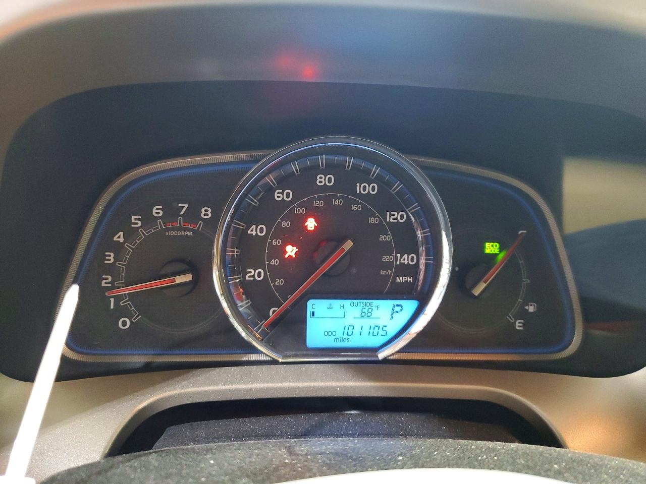 2015 TOYOTA RAV4 LIMITED photo 25