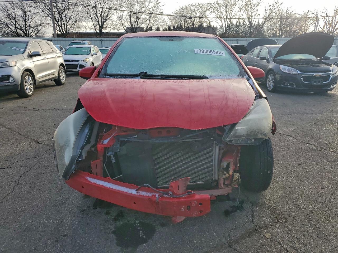 2015 TOYOTA YARIS photo 5