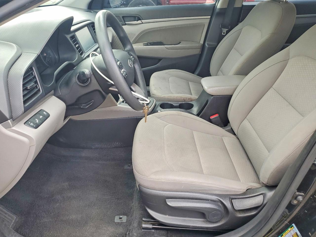 2019 HYUNDAI ELANTRA SEL photo 7