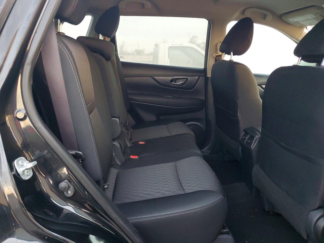 2017 NISSAN ROGUE S photo 11