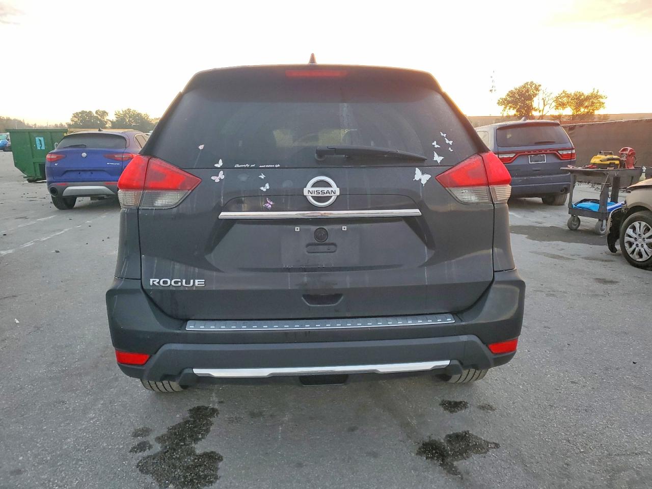 2017 NISSAN ROGUE S photo 6