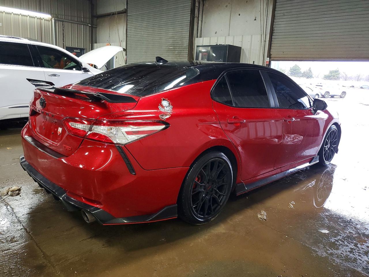 2020 TOYOTA CAMRY TRD photo 3
