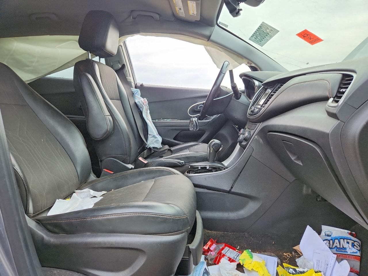 2019 CHEVROLET TRAX 1LT photo 13