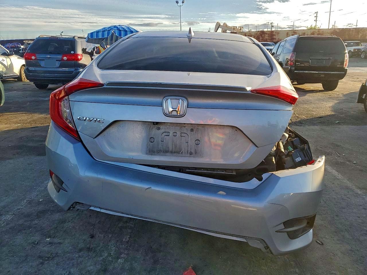 2016 HONDA CIVIC EXL photo 6