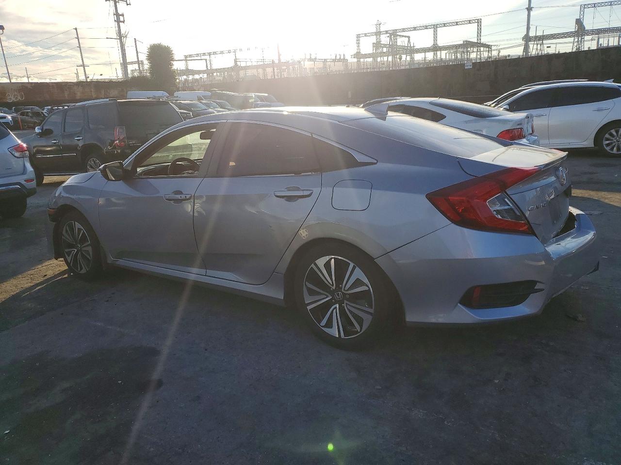 2016 HONDA CIVIC EXL photo 2