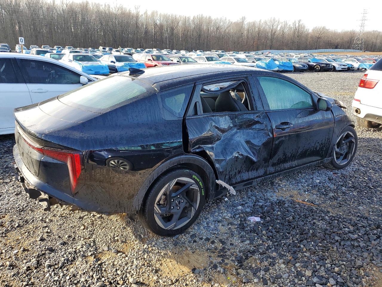 2025 KIA K4 EX photo 3