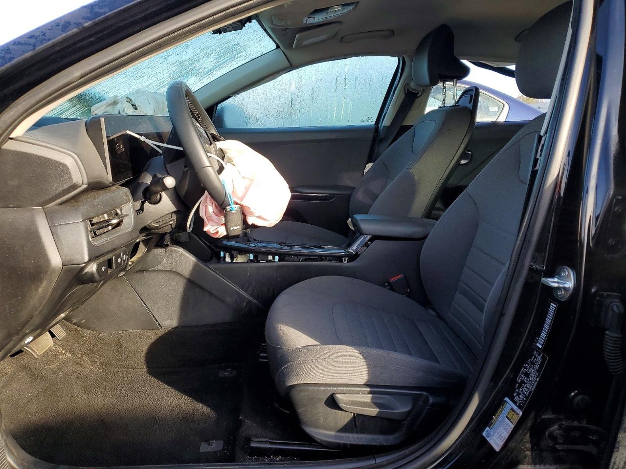 2025 KIA K4 EX photo 7
