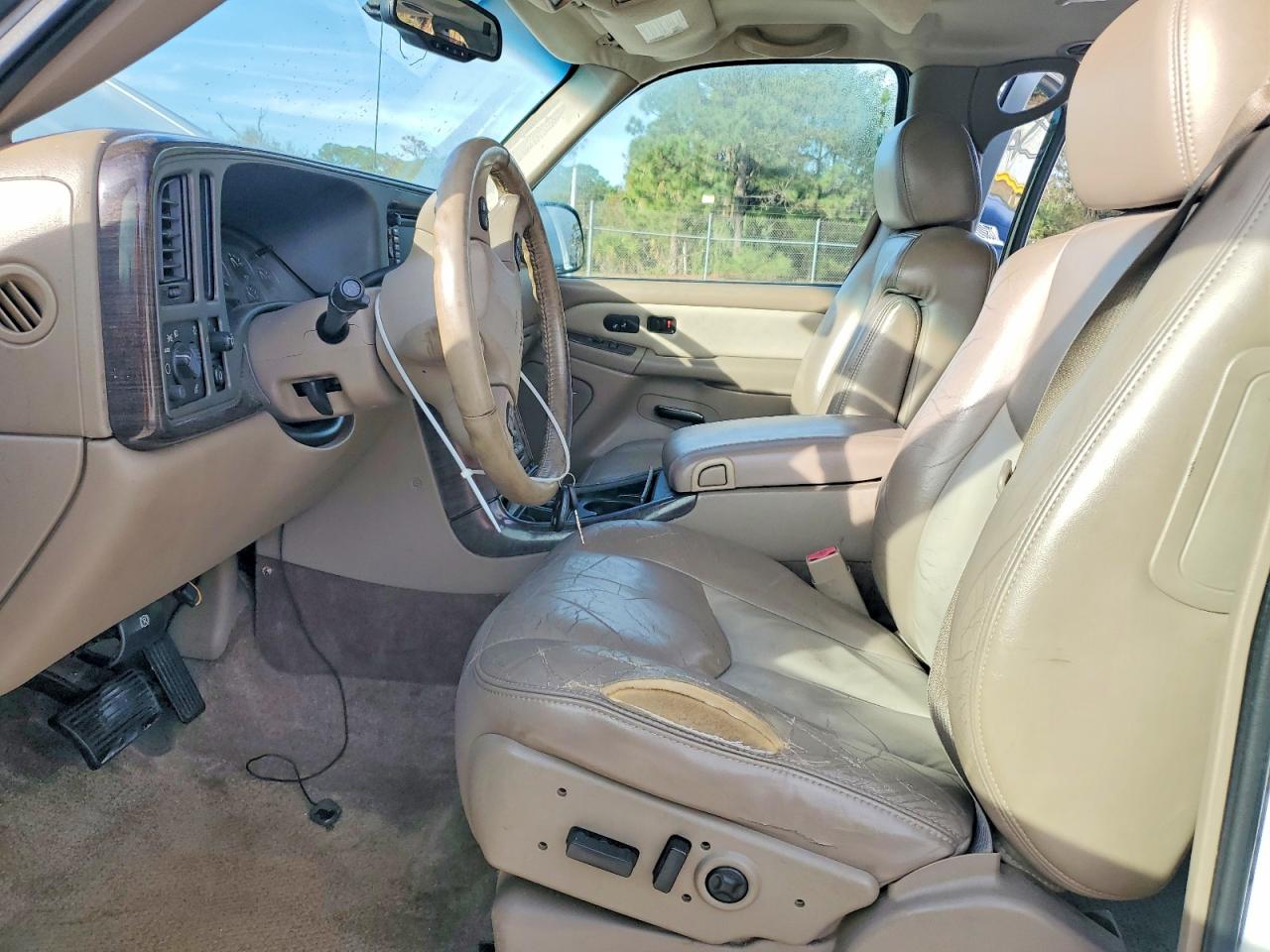 2003 GMC YUKON XL DENALI photo 7