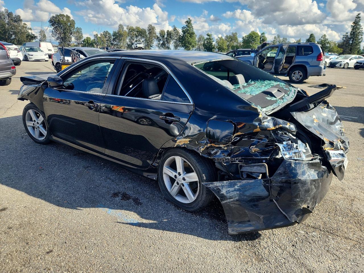 2012 TOYOTA CAMRY BASE photo 2
