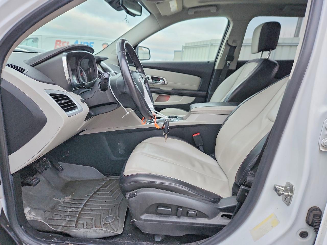 2015 GMC TERRAIN SLT photo 7