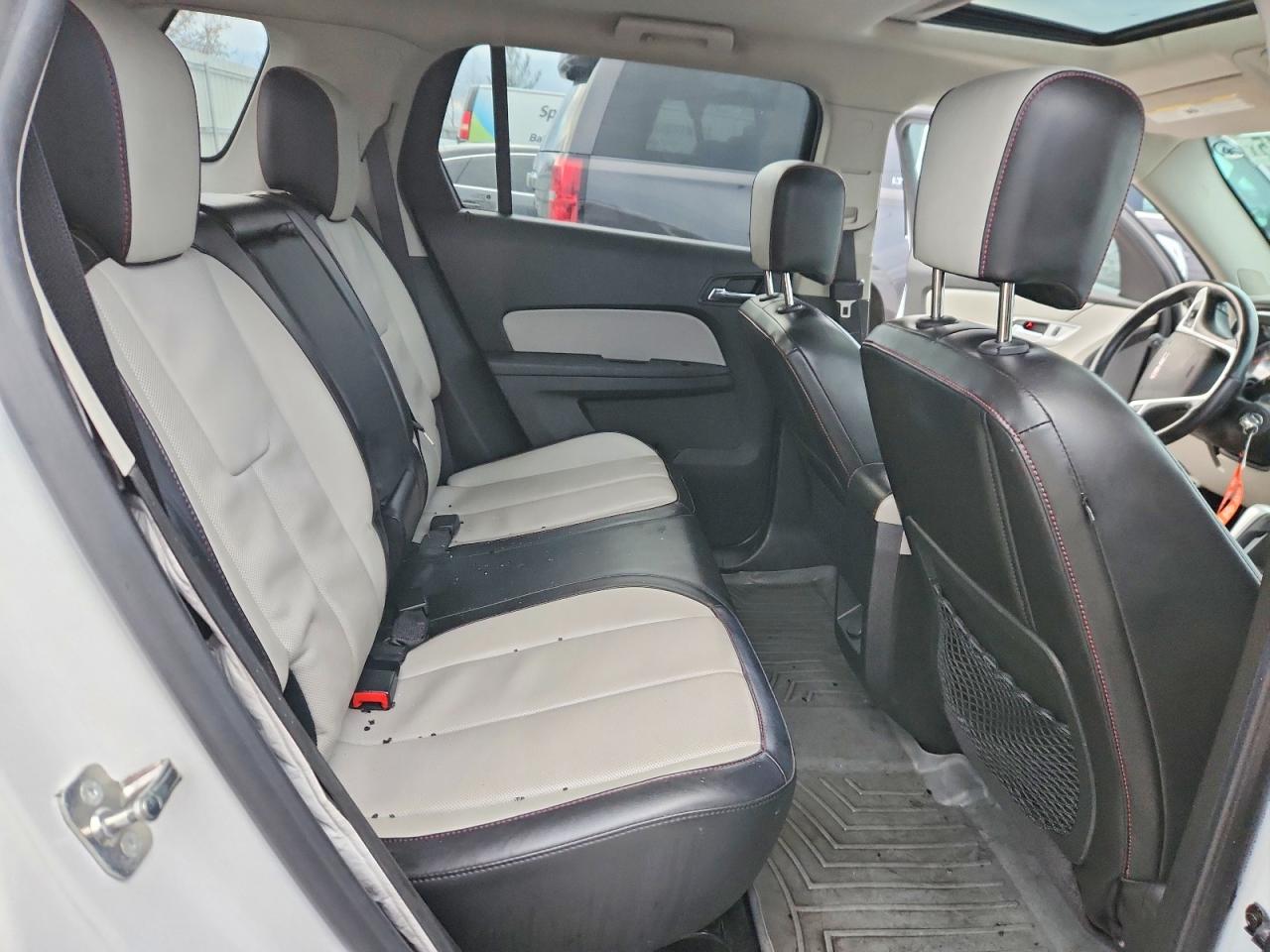 2015 GMC TERRAIN SLT photo 10