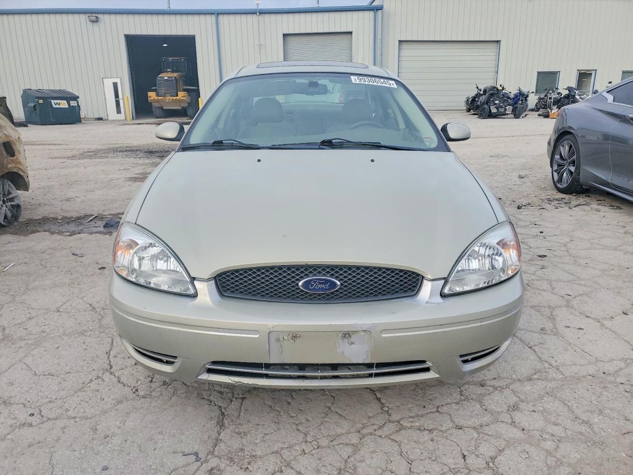 2006 FORD TAURUS SEL photo 5