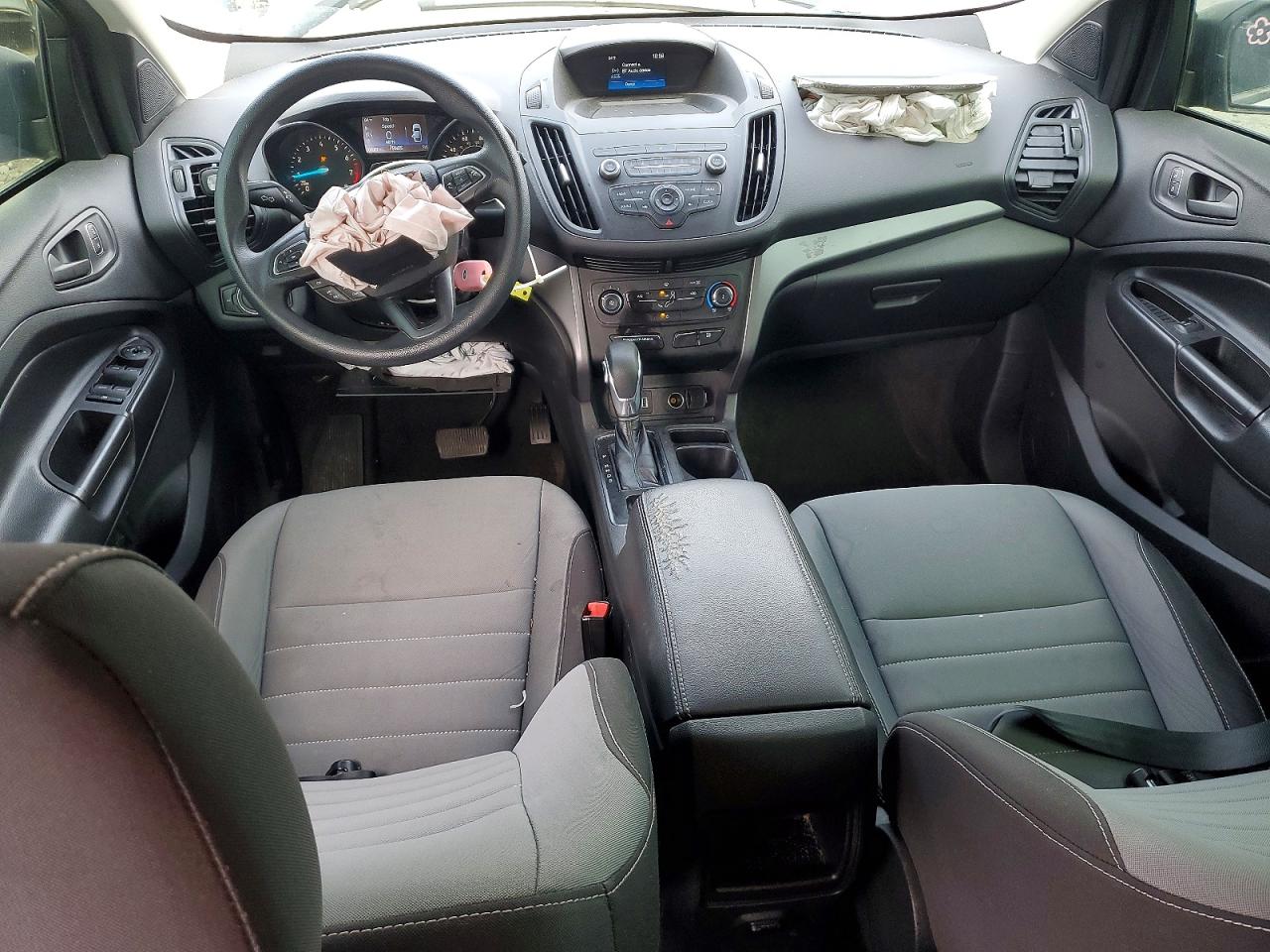 2019 FORD ESCAPE S photo 8