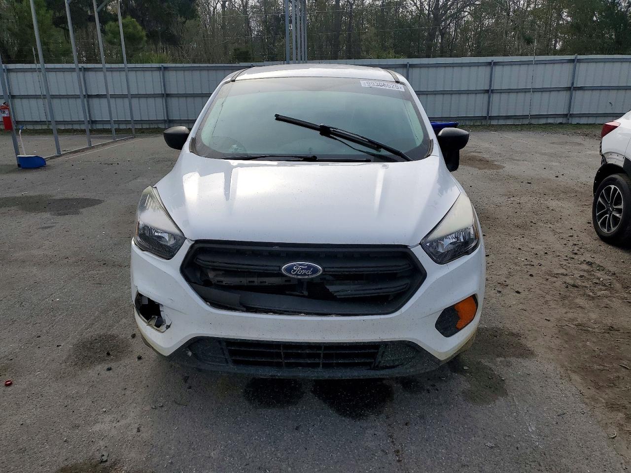 2019 FORD ESCAPE S photo 5